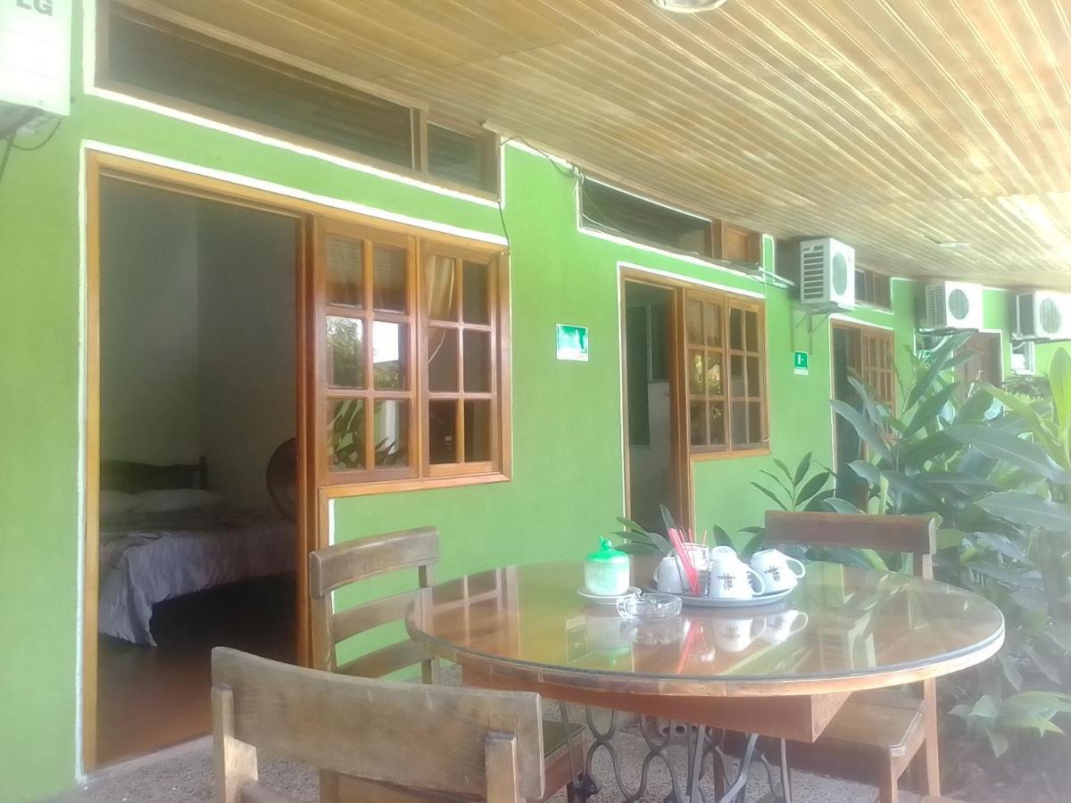 לטיסייה Hotel Santa Helena מראה חיצוני תמונה